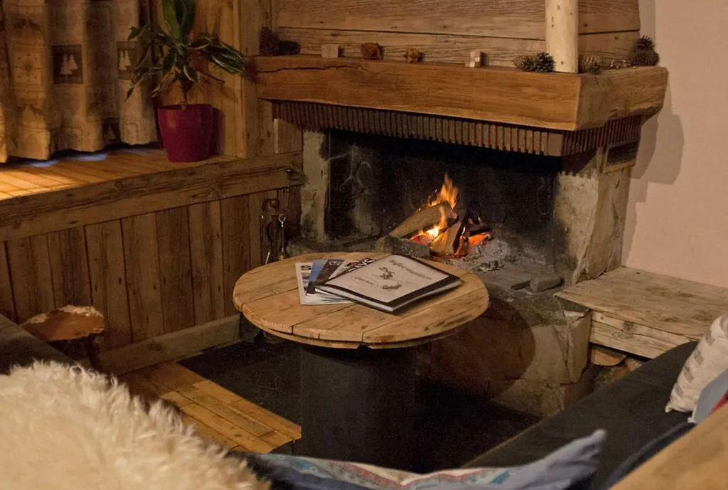 Chalet Eterlou Hotel Tignes 0*,